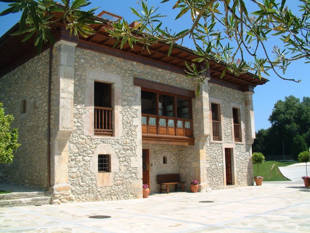 Hotel Aldama Golf Quintana de Llanes Εξωτερικό φωτογραφία