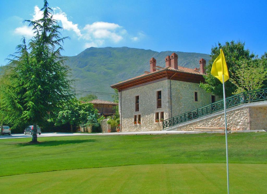 Hotel Aldama Golf Quintana de Llanes Εξωτερικό φωτογραφία